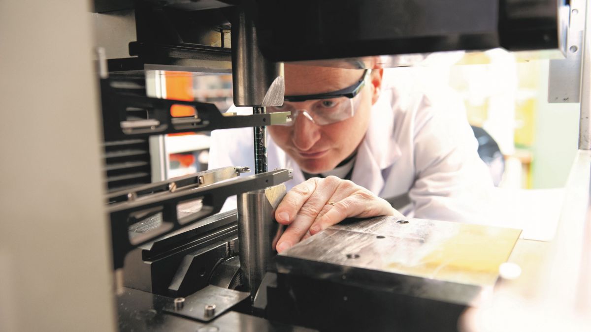 Kurs: Werkstoffkunde für Konstruktion und Berechnung mit praxisorientierten Laborworkshops - WAiSCH