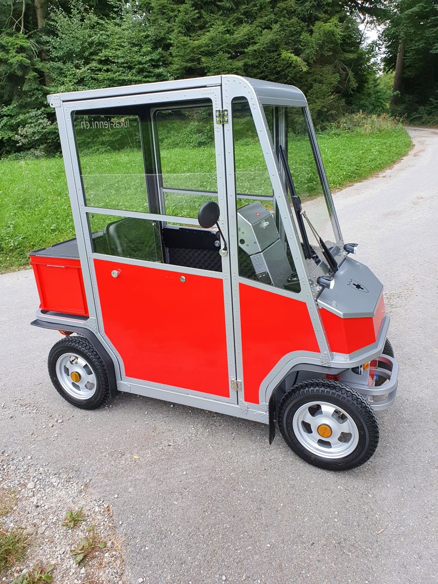 Lukas Jenni, PONI 3530, Elektromobil, Seniorenmobil, Elektroscooter.