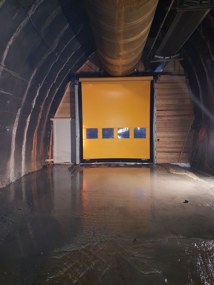 Schnelllaufrolltore für Tunnelbau - WAiSCH