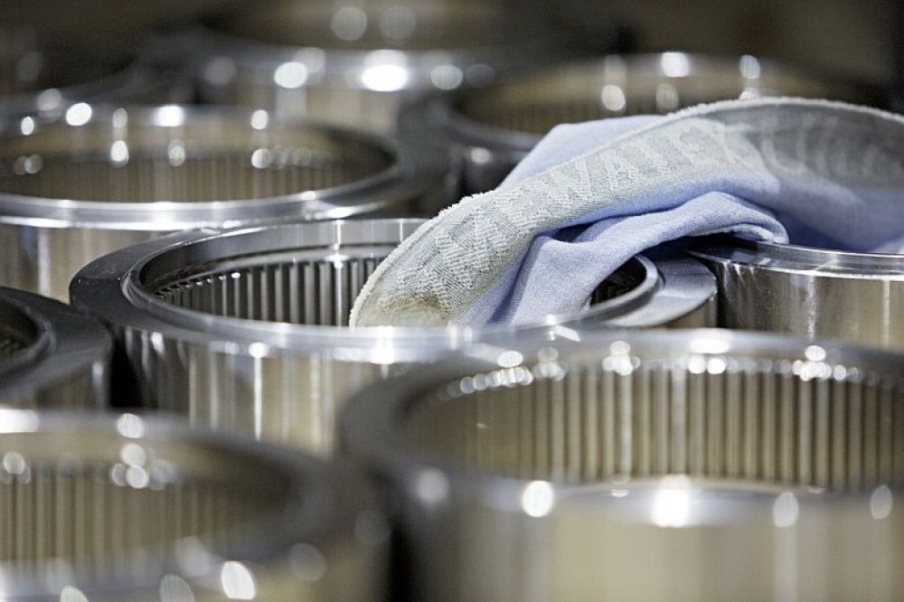 MEWA Service AG: Geprüfte Qualität: Industrielle Putztücher von MEWA. Vom robusten Tuch bis zum sanften Stöffchen. - WAiSCH