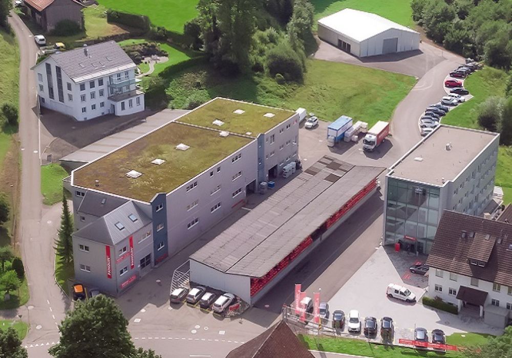 70 Jahre PANOLIN - 70 Jahre Schmierstoff-Erfahrung - WAiSCH